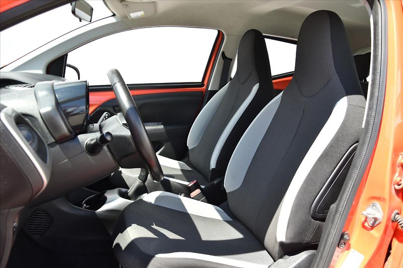 Toyota Aygo 1.0 VVT-i 51kW X-PLAY - fotka 10 z 24