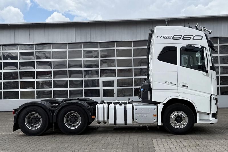 Volvo FH (2016) 16.650 6x4 hydraulika EURO 6 - fotka 3 z 22