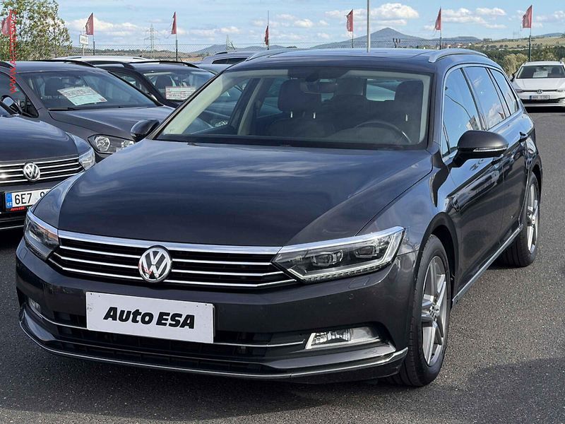 Volkswagen Passat (2018) 2.0TDi, ČR, Highline - fotografie inzerátu