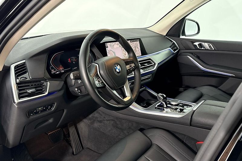 BMW X5 xDrive25d - fotka 7 z 26