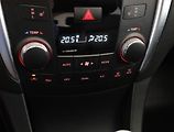 Suzuki Kizashi (2014) 2.4 VVT, Serv.kniha, Xenony - náhled 11