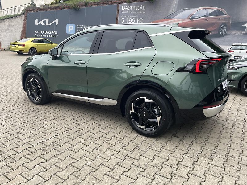 Kia Sportage (2025) 4x4 7DCT TOP EVO/Brown *AKCE* - fotka 5 z 35