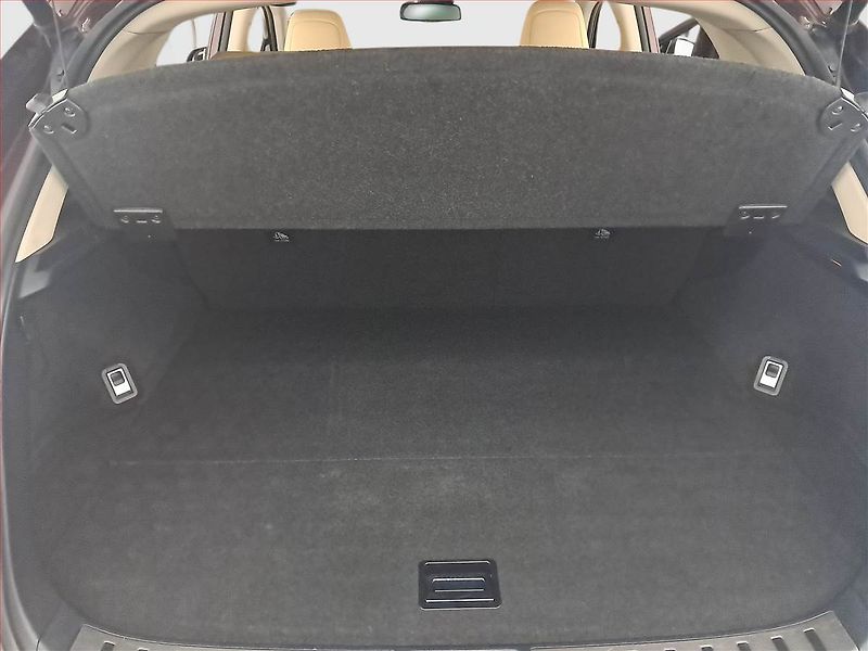 Lexus NX 300h (2016) 300h - fotka 14 z 17