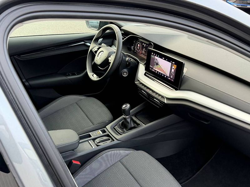 Škoda Octavia Selection 1,5 TSI 110 kW 6° MP - fotka 6 z 35