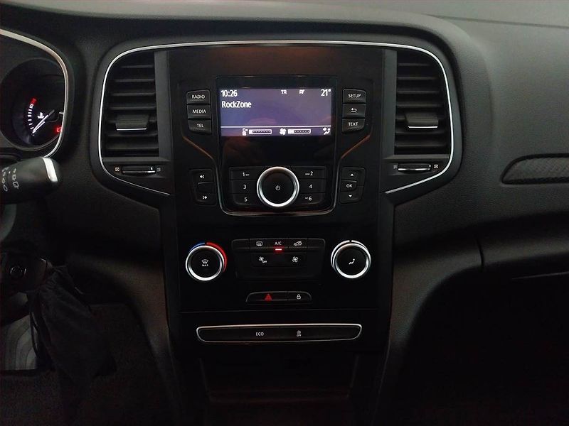 Renault Mégane (2019) 1.3 TCe, ČR,1.maj, Serv.kniha - fotka 12 z 17