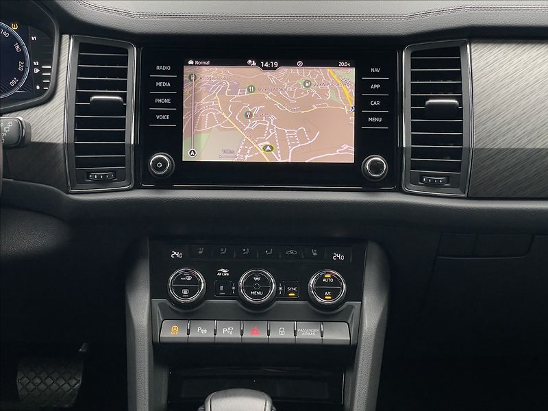 Škoda Kodiaq 2,0 TDI 4x4 DSG Style WEBA+TZ - fotka 12 z 28