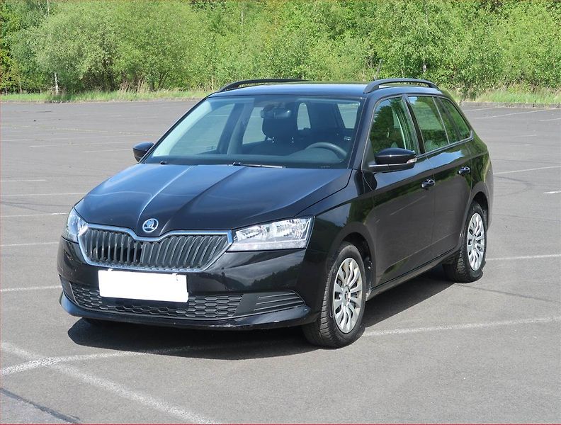 Škoda Fabia (2022) 1.0 TSI, ČR,1.maj, Serv.kniha - fotka 2 z 14