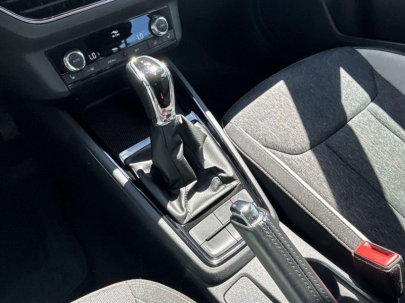 Škoda Kamiq (2023) 1.5 TSI DSG Style - fotka 14 z 29