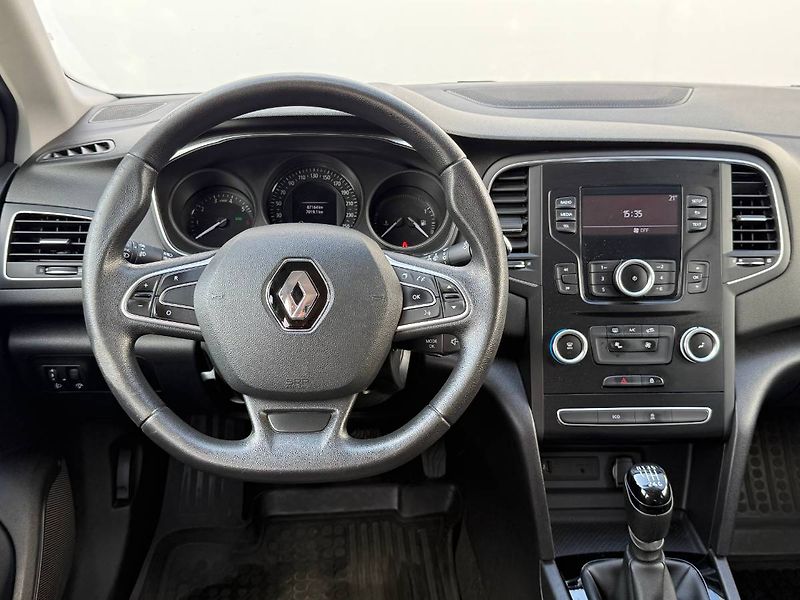 Renault Mégane (2019) 1.3 TCe 75 kW Life - fotka 5 z 20