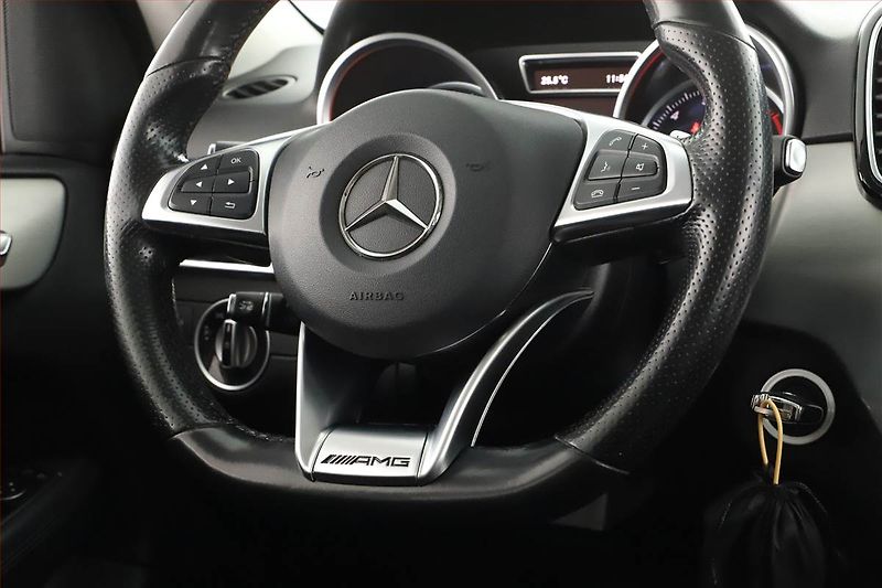Mercedes-Benz GLE (2015) AMG line 400 - fotka 30 z 30