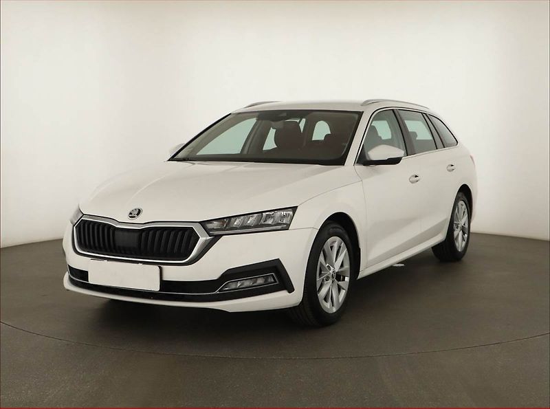 Škoda Octavia (2022) Style 2.0 TDI, Automat, ČR - fotka 2 z 15