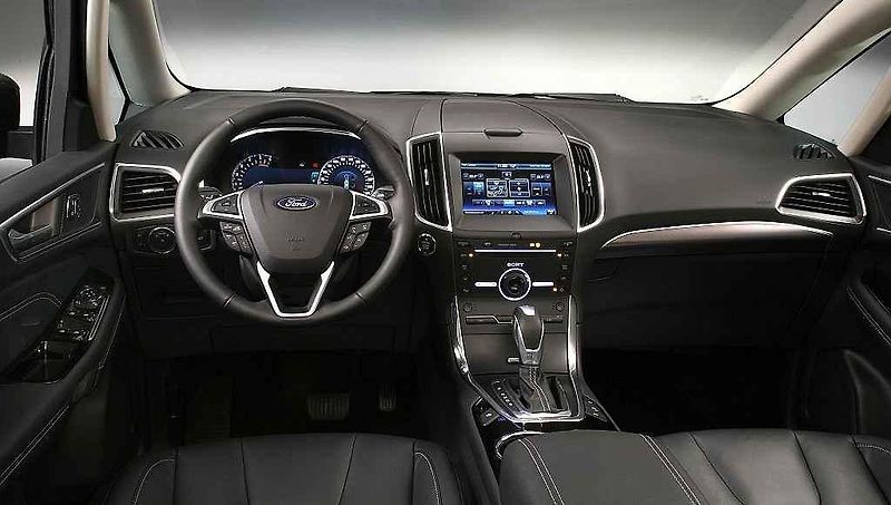 Ford Galaxy.