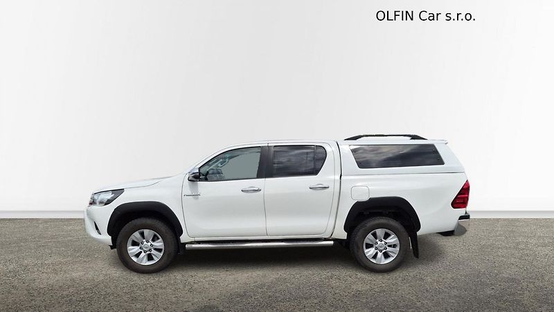 Toyota Hilux Active  2.4L Diesel 6M/T 4x4 - fotka 3 z 23