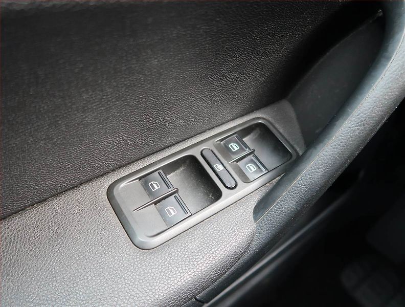 Škoda Yeti (2016) 2.0 TDI, 4X4, Automat, Navi - fotka 18 z 20