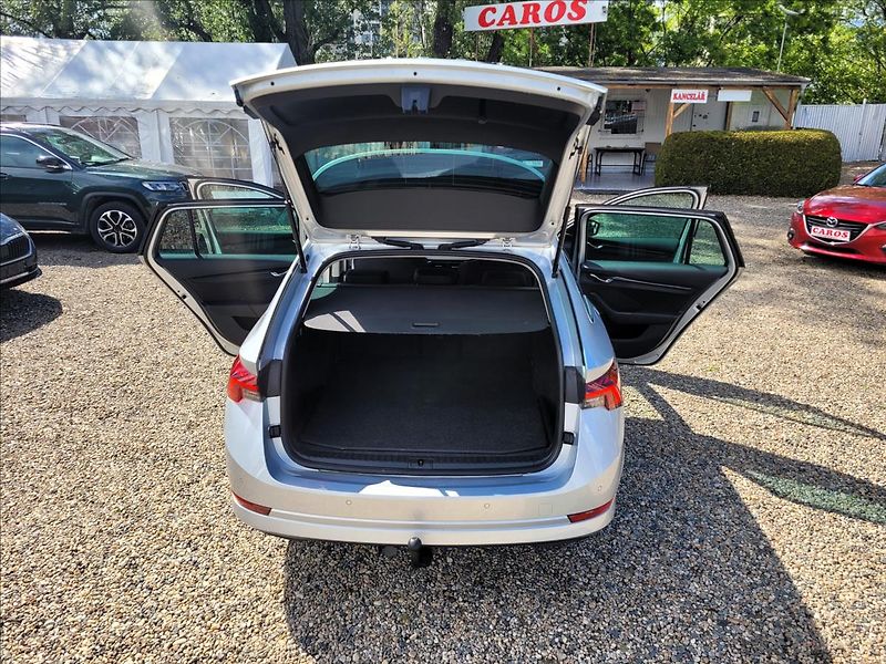 Škoda Octavia 1,4 TSI,PHEV,DSG,Clever,tažné - fotka 38 z 50