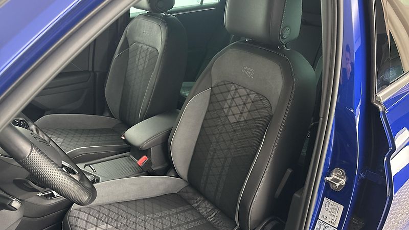 Volkswagen Tiguan 2.0 TDI DSG 4MOTION R-Line - fotka 15 z 32