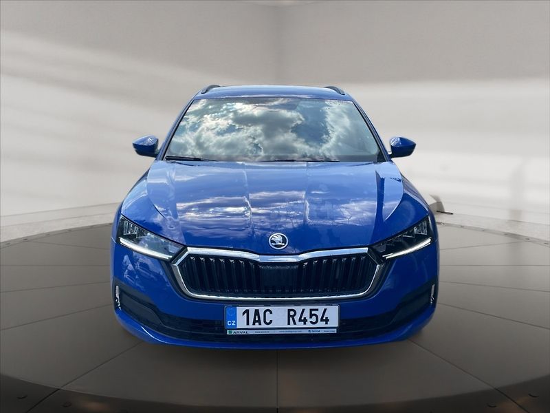 Škoda Octavia 1,5 TDI 110 Active - fotka 2 z 11