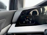 Volkswagen Golf (2024) 1.5 TSI 110kW Life - náhled 11