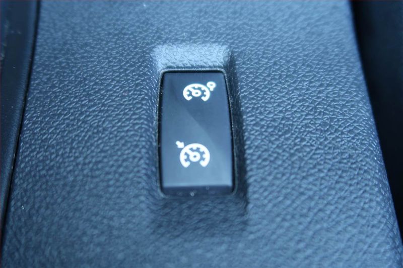 Renault Mégane (2012) 1.6 16V, Serv.kniha, Tempomat - fotka 19 z 19