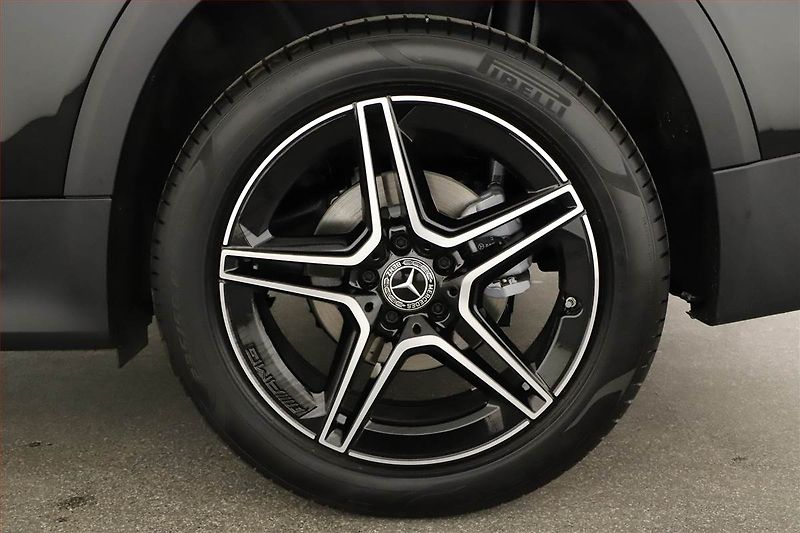 Mercedes-Benz GLB (2025) 200 d 4MATIC, AMG LINE - fotka 28 z 30