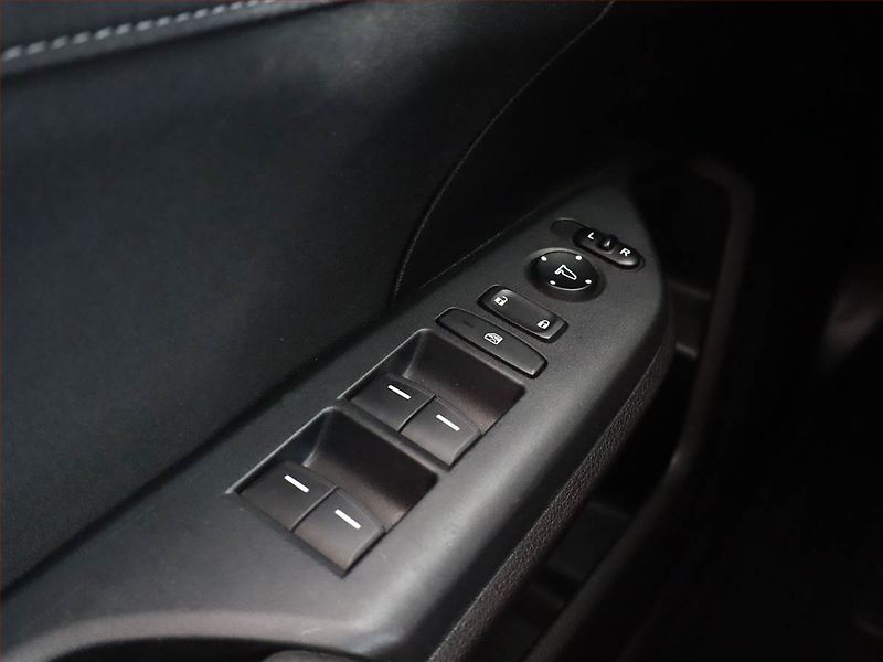 Honda Civic (2019) 1.0 VTEC Turbo, Serv.kniha - fotka 16 z 17