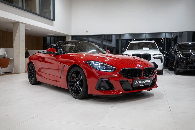 BMW Z4 (2024) ///M40i 250KW 1MAJ CZ TOP STAV - fotka 23 z 54