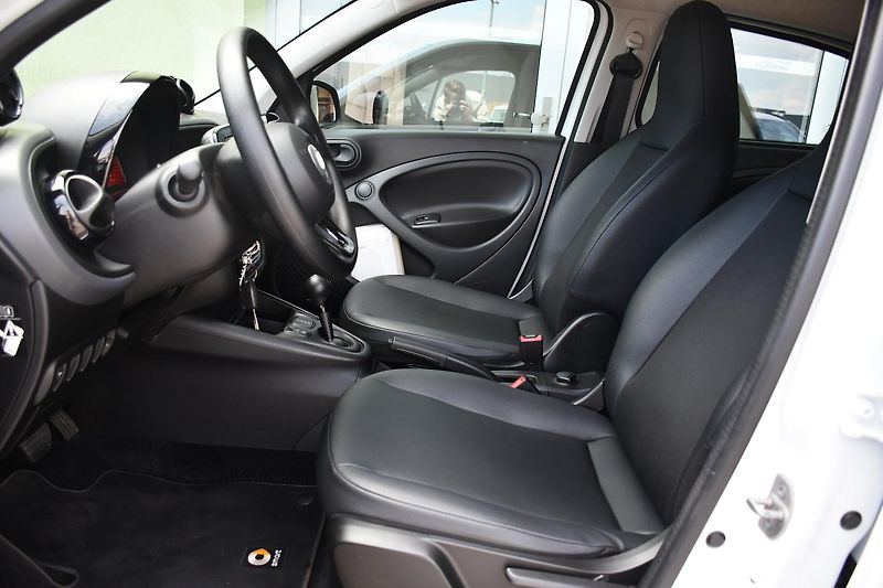 Smart Forfour EQ ESSENTIAL 5d - fotka 13 z 30