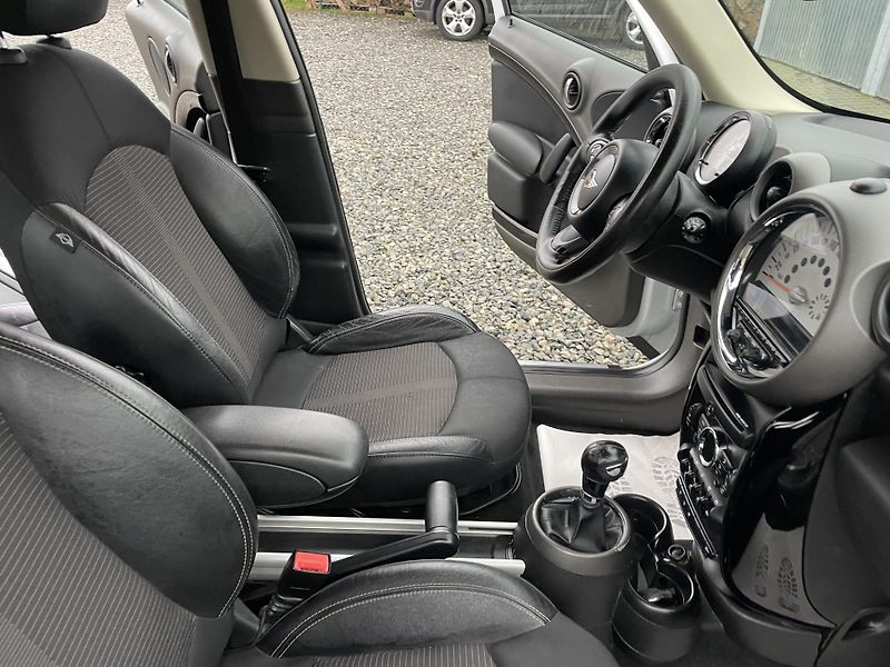 Mini Countryman 2.0SD 110PS COOPER D AUTOMAT!! - fotka 158 z 192