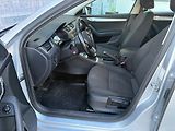 Škoda Octavia (2016) 1.6TDi, 81KW, TEMP., VYHŘ. SED - náhled 24