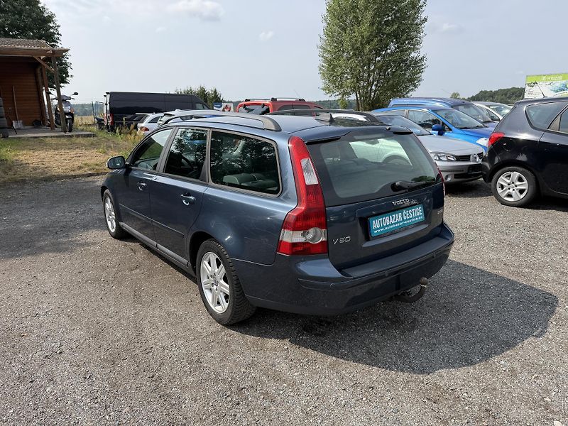 Volvo V50 2.0 D - fotka 8 z 20