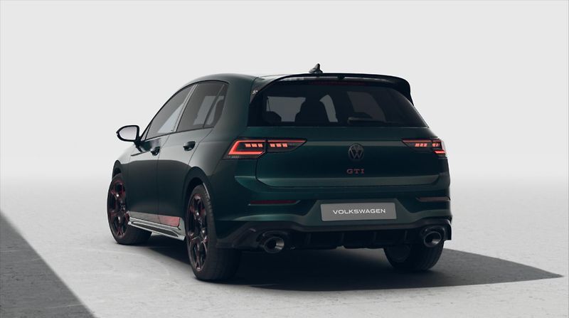 Volkswagen Golf (2027) 2,0 TSI 239kW 7DSG  GTI Editio - fotka 3 z 7