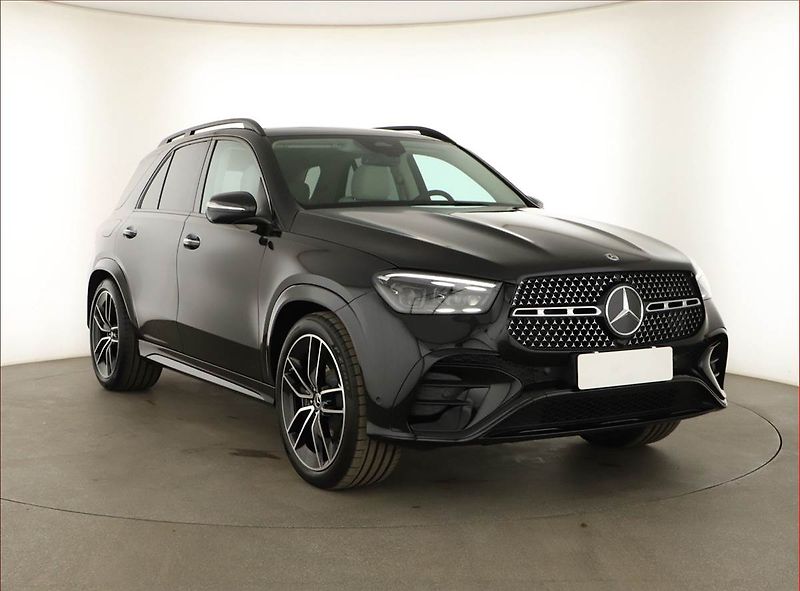 Mercedes-Benz GLE (2026) 450 - fotka 1 z 31