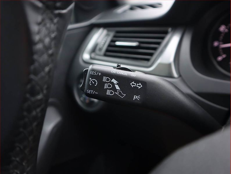 Škoda Rapid (2015) 1.2 TSI, Tempomat - fotka 18 z 18