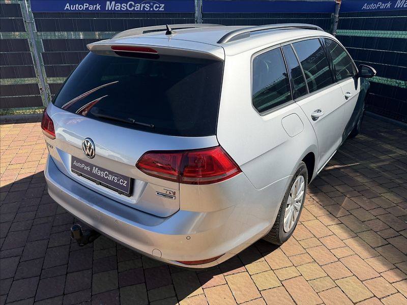 Volkswagen Golf Variant VII 1.6 TDI Comfortline - fotka 5 z 22