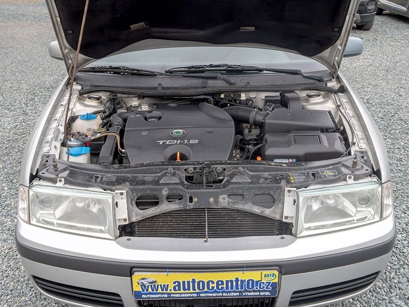 Škoda Octavia (2004) ČR 1.9TID 66KW – DIGI KLIMA - fotka 32 z 37