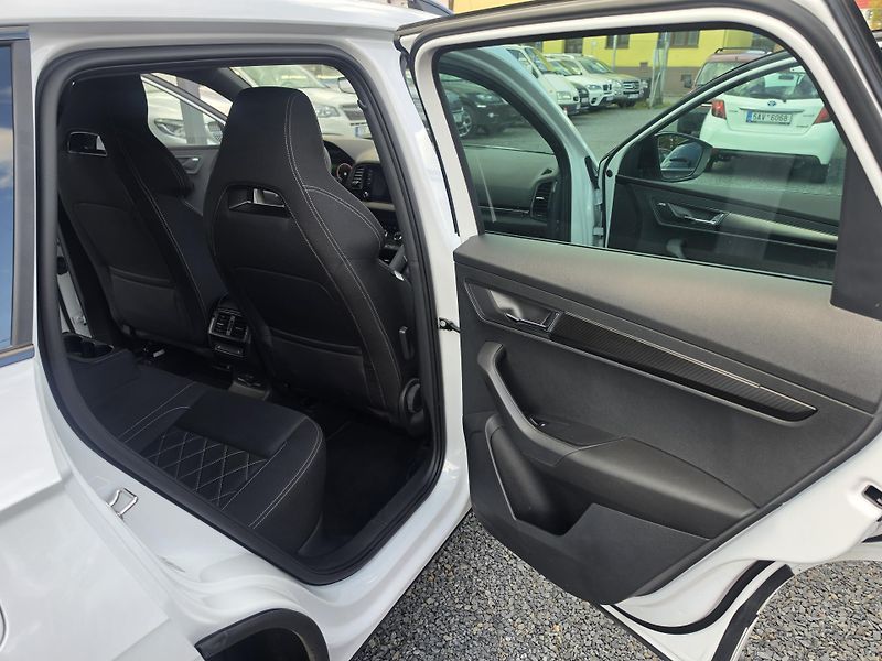 Škoda Karoq 2.0 TDI DSG Sport Line  - fotka 12 z 21
