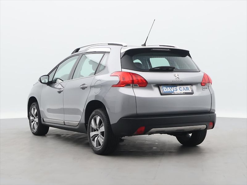 Peugeot 2008 1,2 VTi 60kW AT,Navi - fotka 5 z 32