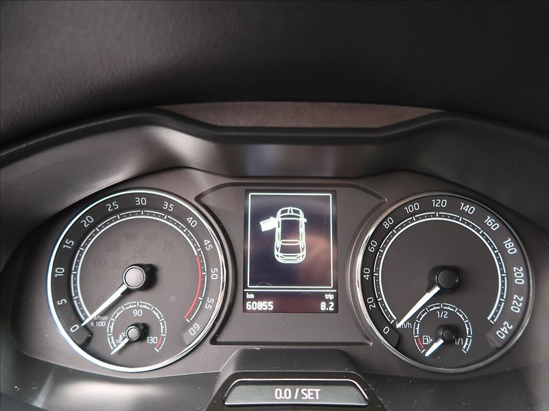 Škoda Scala 1,6 TDi,85kW,Style,1majČR,DPH - fotka 11 z 28