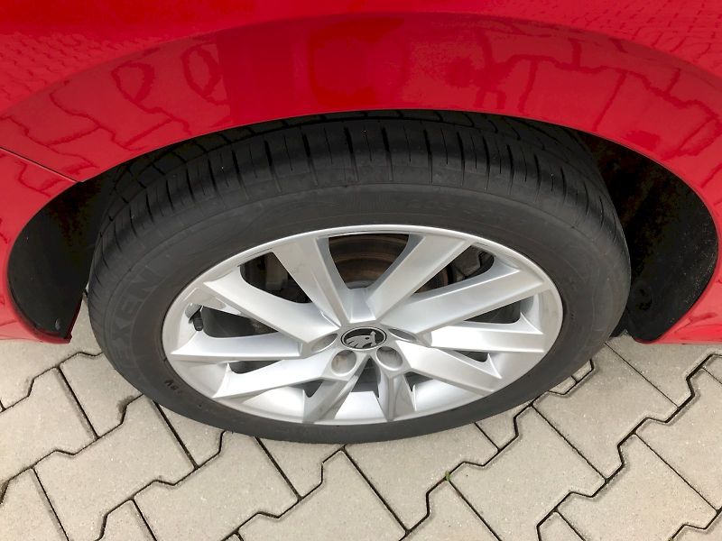 Škoda Scala (2025) SELEC TSI 85/1.0 M6F - fotka 13 z 28