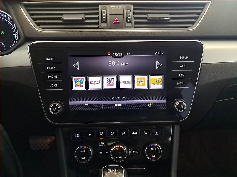 Škoda Superb (2017) Style 2.0 TDI, Automat - fotka 12 z 17