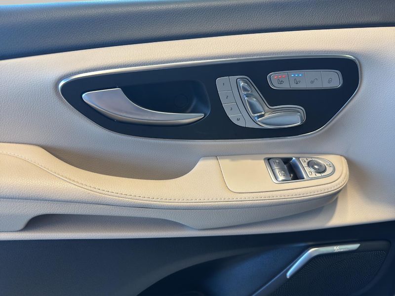 Mercedes-Benz Třídy V (2022) V 250d Avantgarde L - fotka 10 z 26
