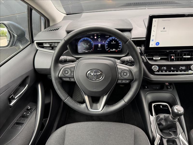 Toyota Corolla 1,5 VVT-i Comfort Tech ZÁRUKA - fotka 16 z 29