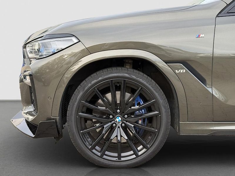 BMW X6 M50i - fotka 20 z 20