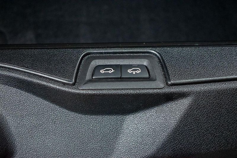 BMW X5 30d xD ///M*ZÁRUKA 9/27*7míst* - fotka 63 z 74