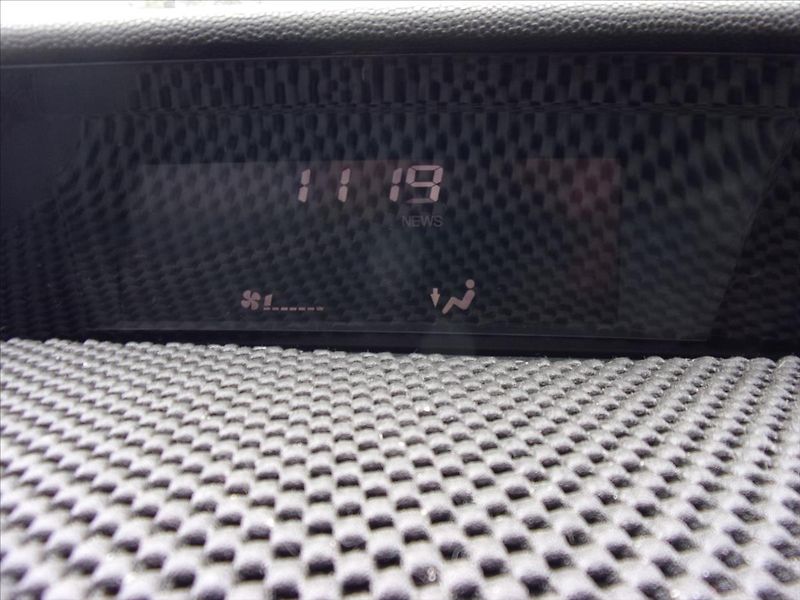 Honda Civic 1,3 i-DSI Comfort - fotka 16 z 24