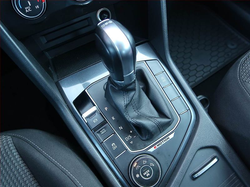 Volkswagen Tiguan (2016) 1.4 TSI, Automat - fotka 13 z 16