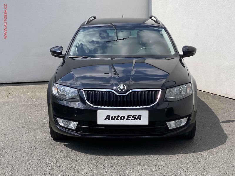 Škoda Octavia (2014) 1.6 TDi, Ambition, navi - fotka 2 z 18