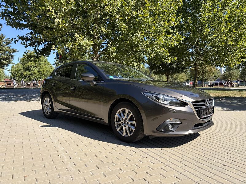 Mazda 3 2.0 Center-Line - fotka 10 z 20