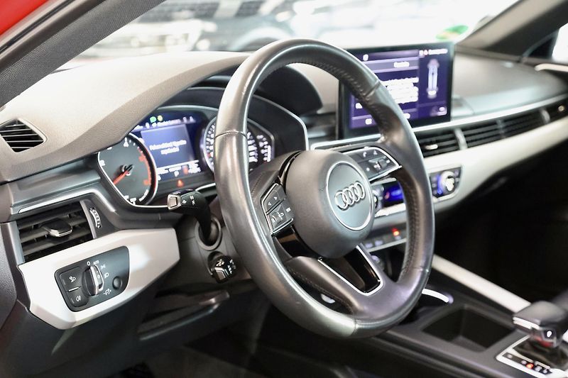 Audi A4 Avant (2020) 40 TDI LED NAVI TAŽNÉ  - fotka 12 z 25