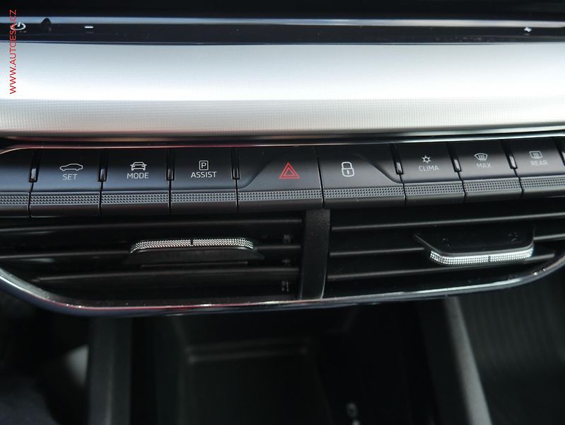 Škoda Octavia (2021) 2.0 TDi, ČR, Style, LED, navi - fotka 14 z 17